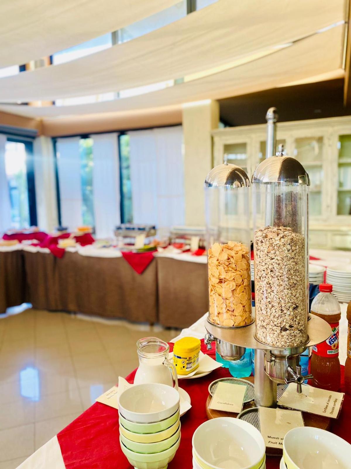 Green Sporting Club Hotel Алгеро Екстериор снимка