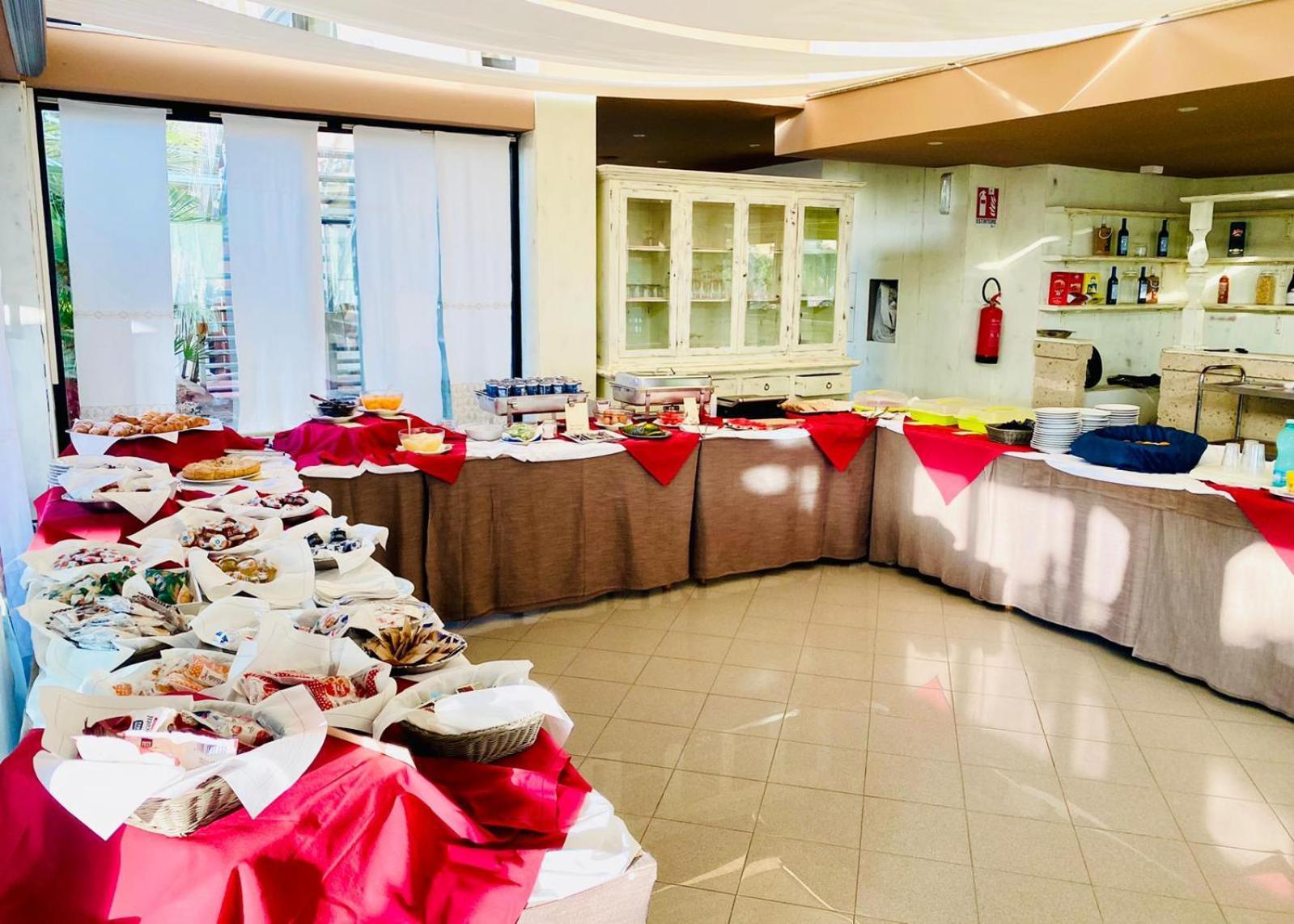 Green Sporting Club Hotel Алгеро Екстериор снимка